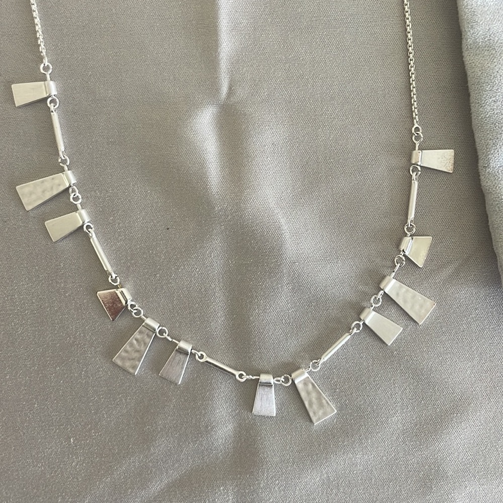 Kendra Scott necklace; silver; adjustable - Picture 3 of 4